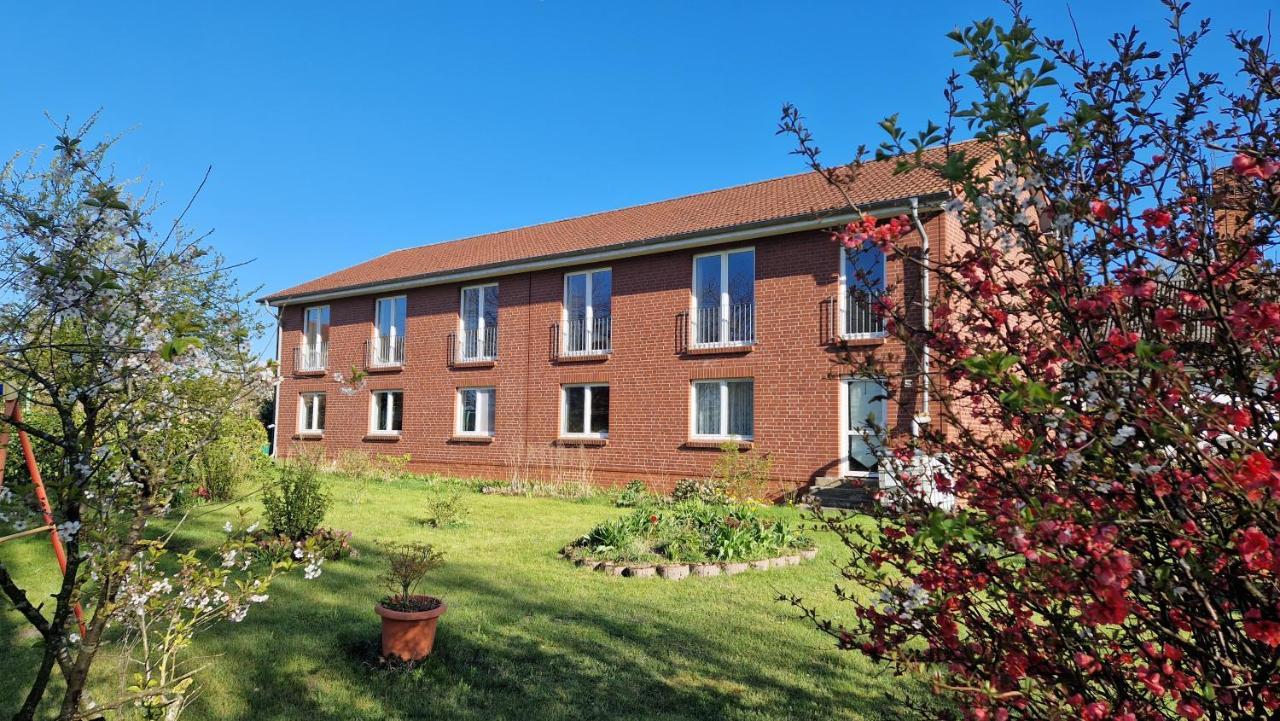 Haus Schmidt Apartment Alt Bukow Exterior photo